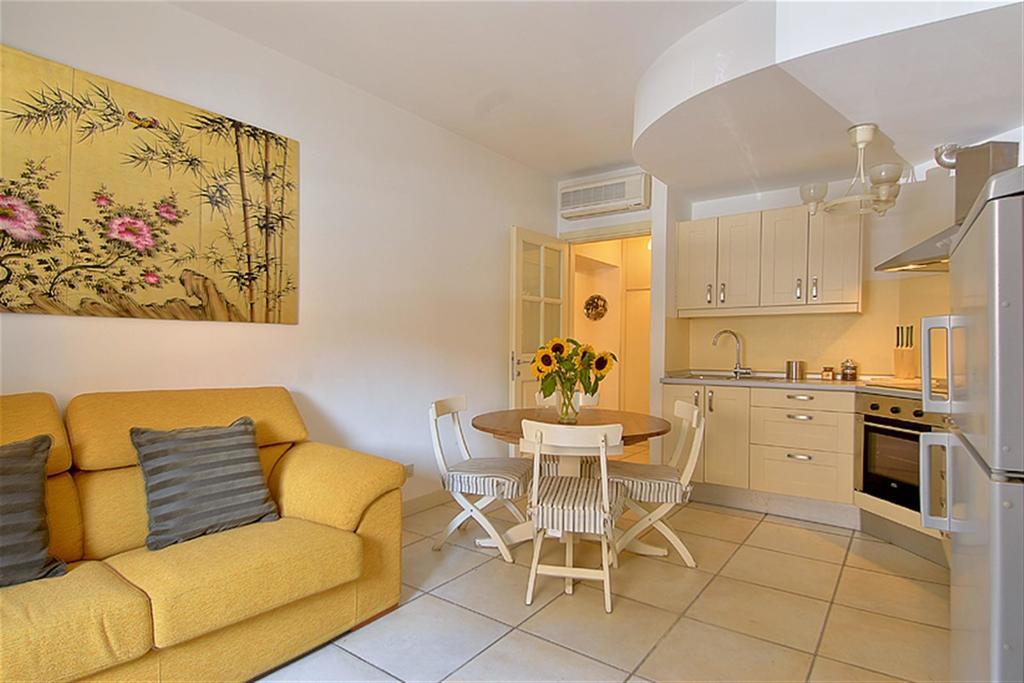 Pearl Suite Rome Bilik gambar